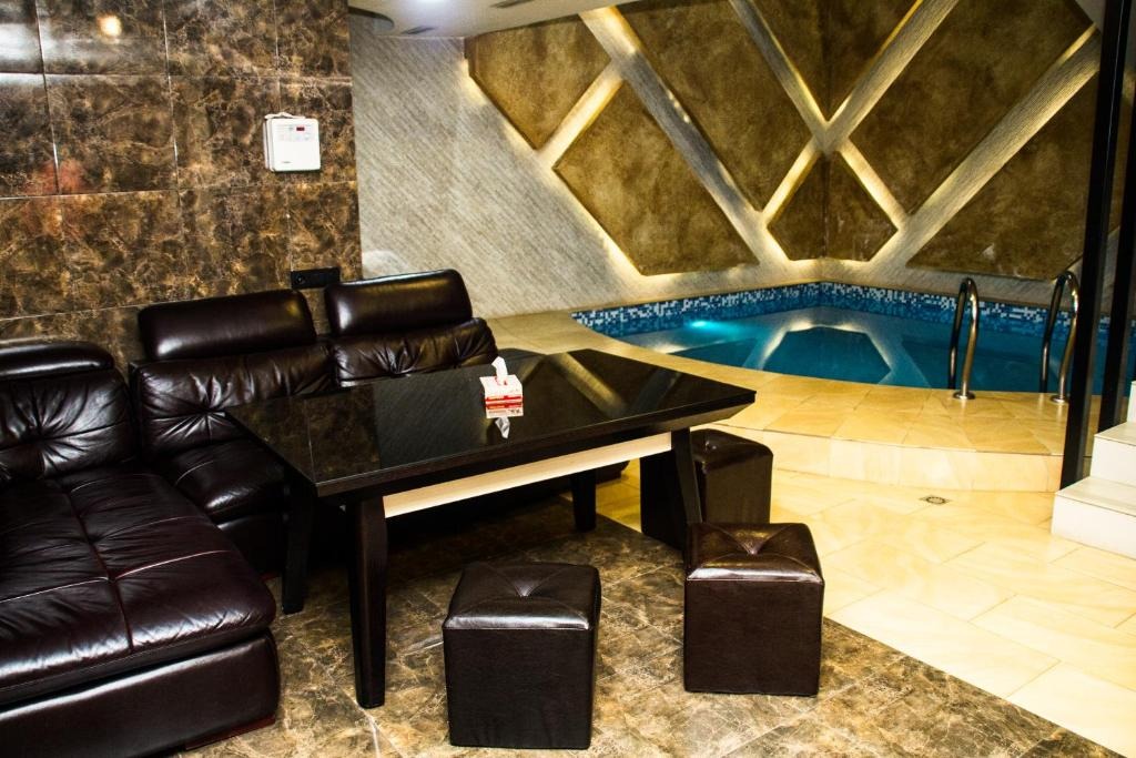 هتل میراژ ایروان